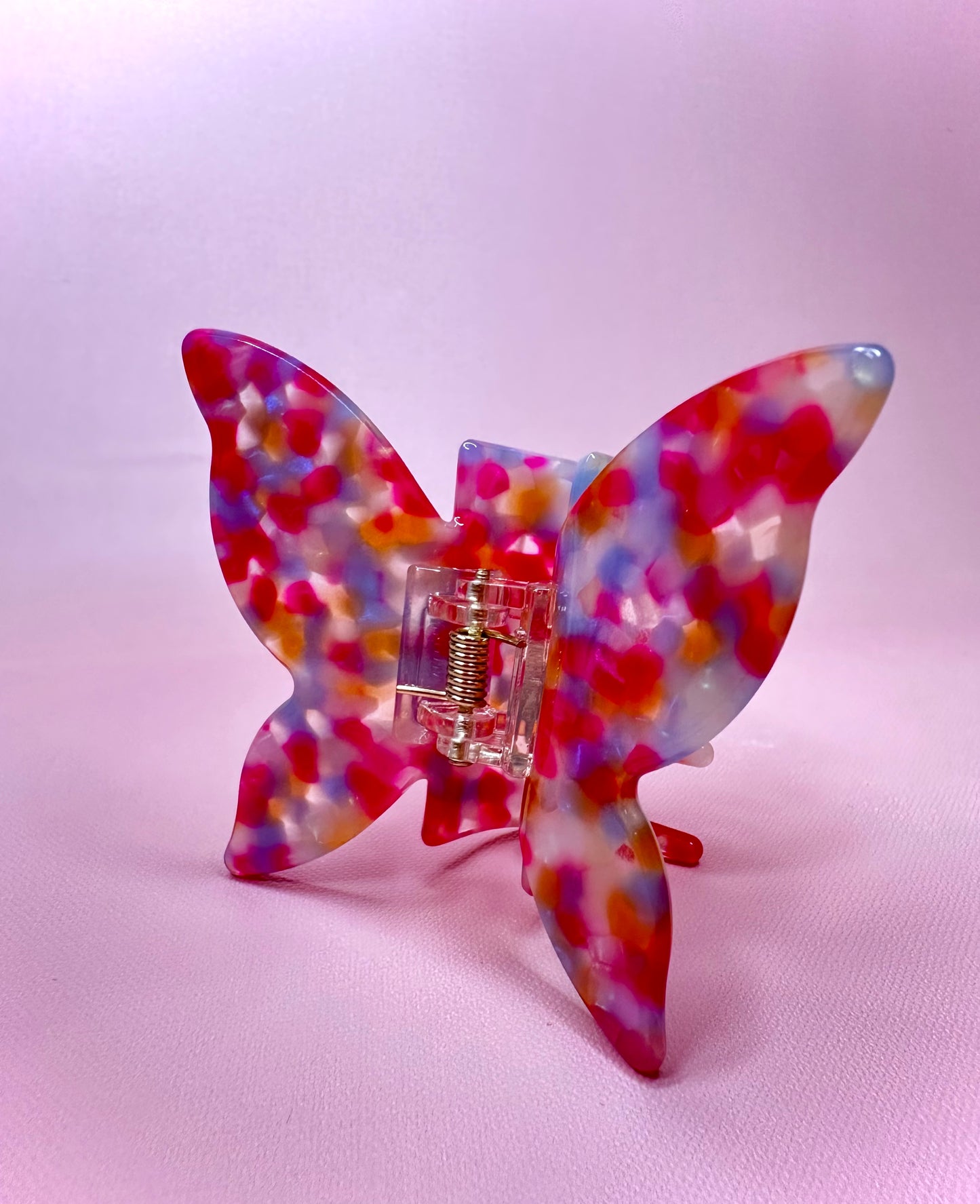 Nay Medium Butterfly Clip