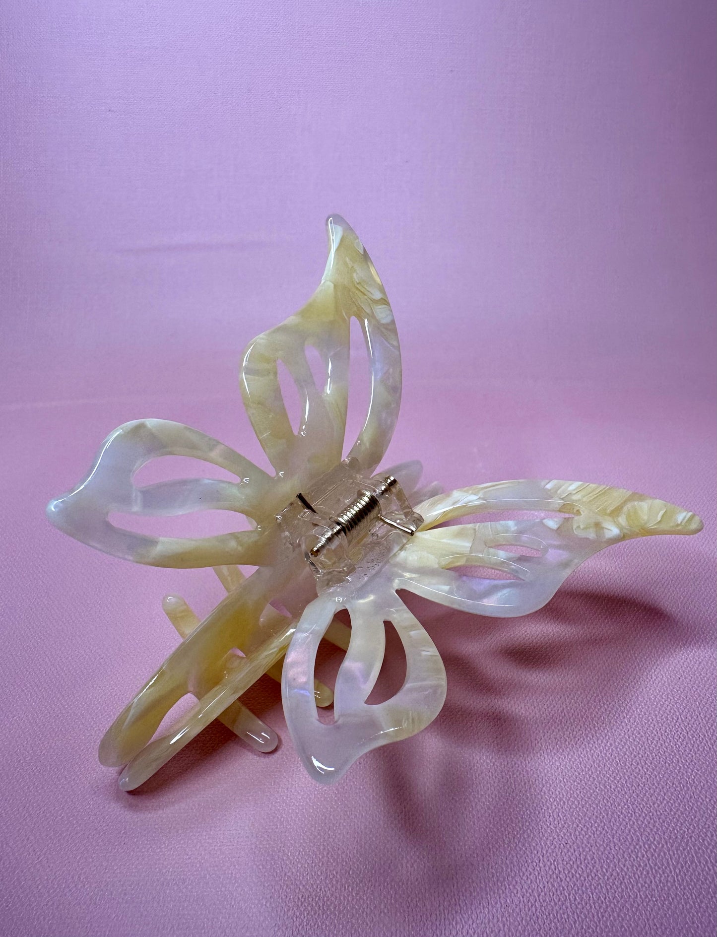 Nay Large Butterfly Clip