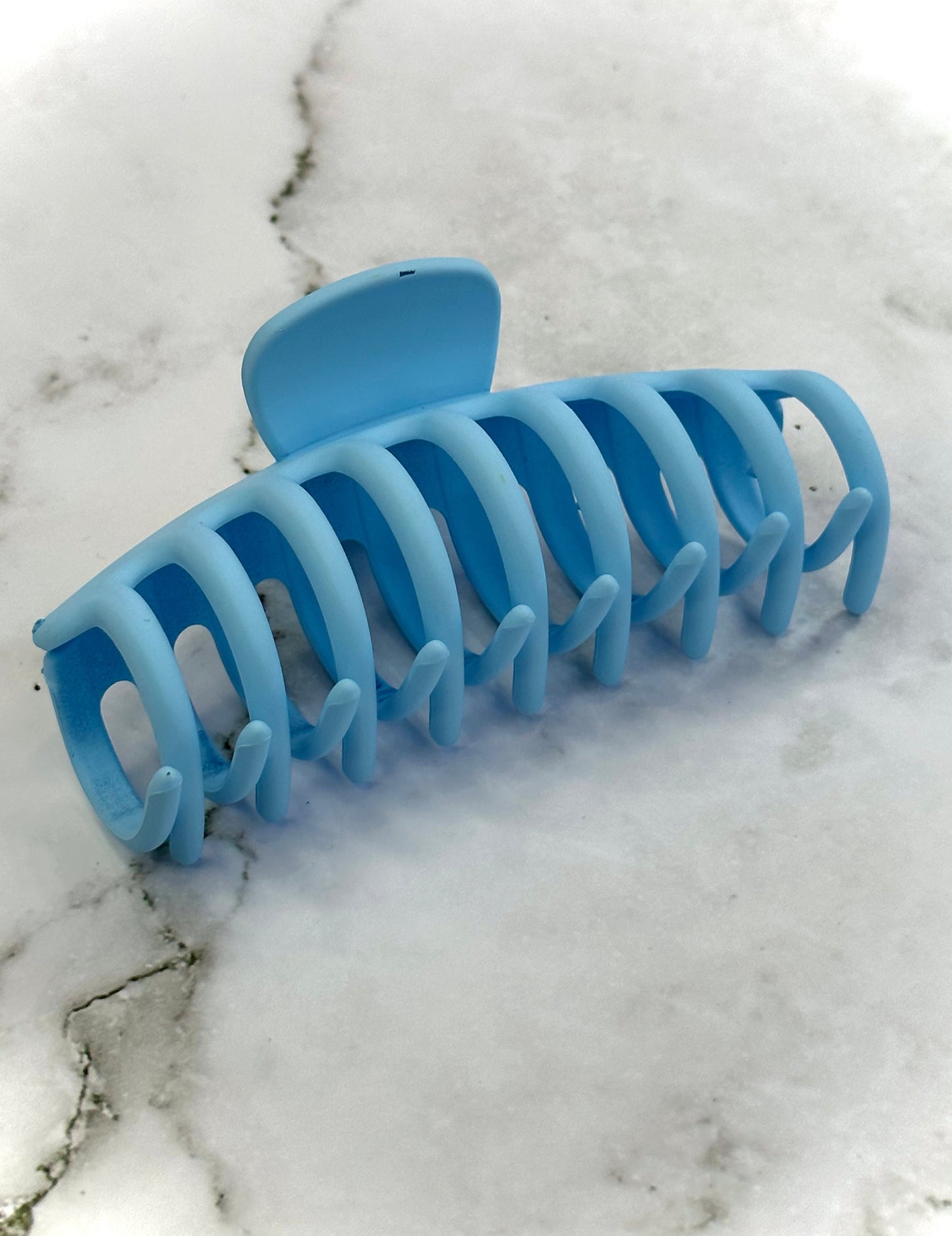 Alex Baby Blue Large Clip