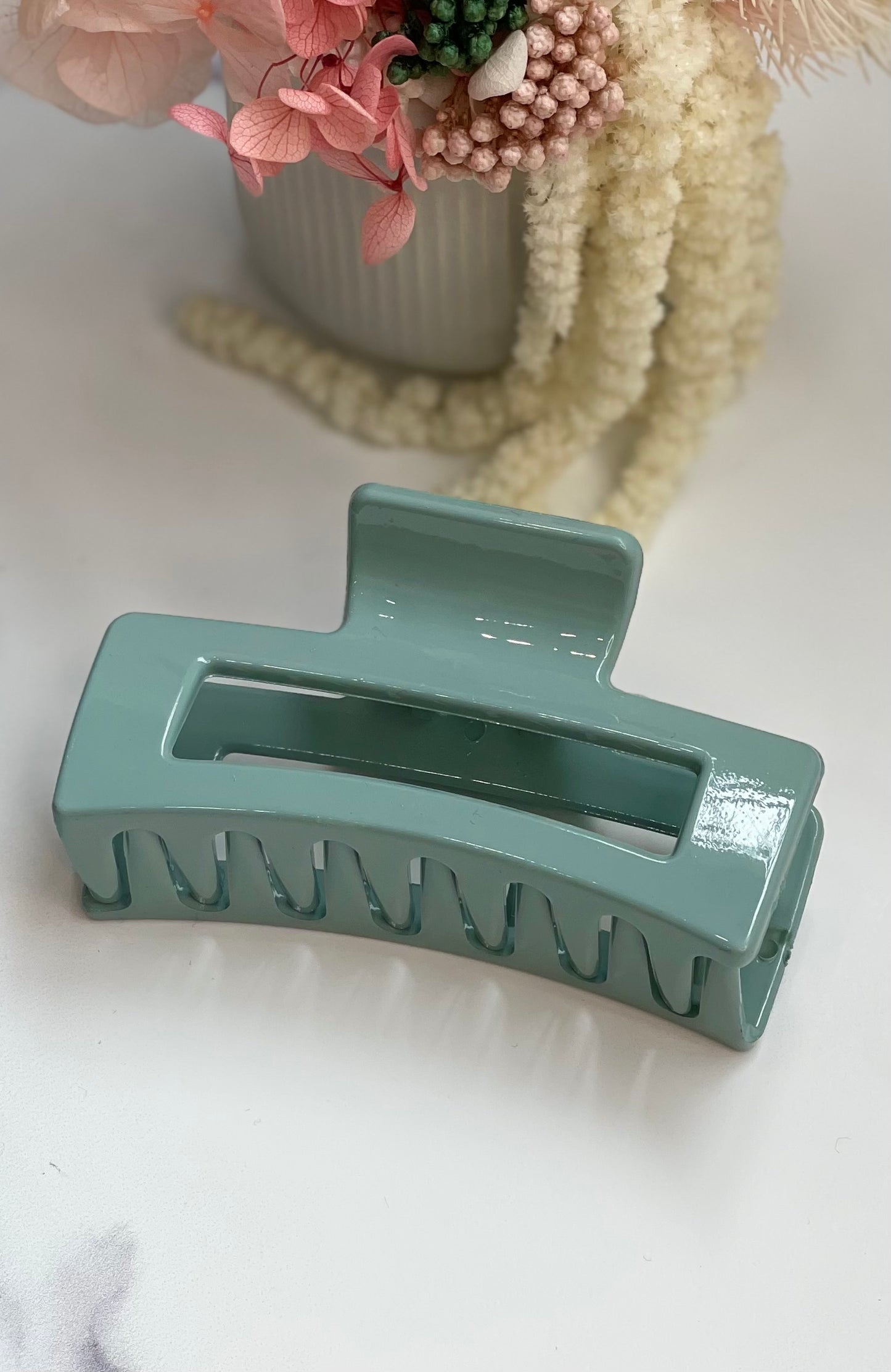 Bella Medium Clip