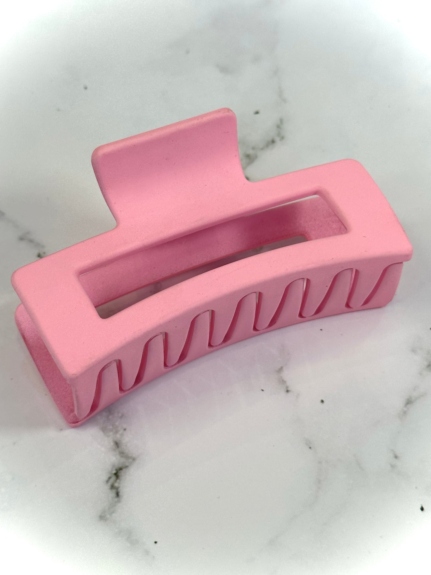 Bella Medium Clip