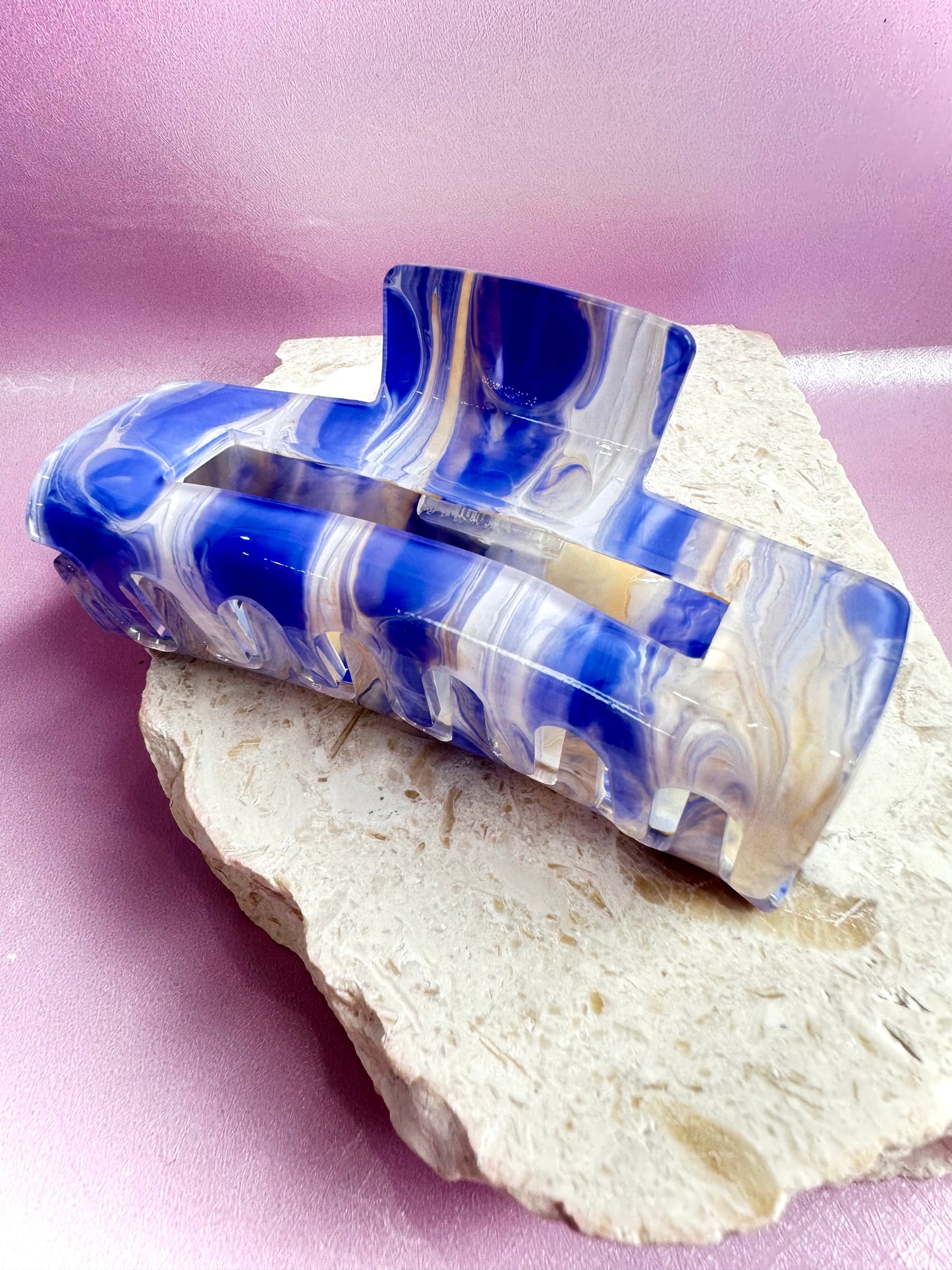 Lilly Large Clip