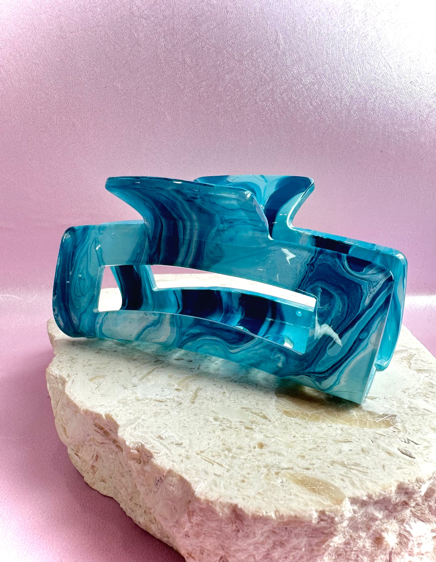Lilly Large Clip