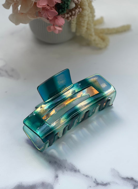 Anna 10cm Large Holographic Clip Aqua